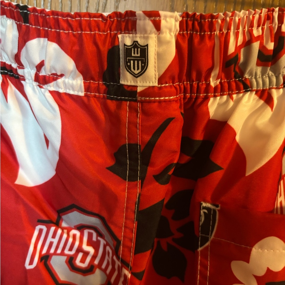 Wes and Willy Men's OSU Buckeyes Brutus Floral Swim Trunks Shorts - Picture 4 of 12
